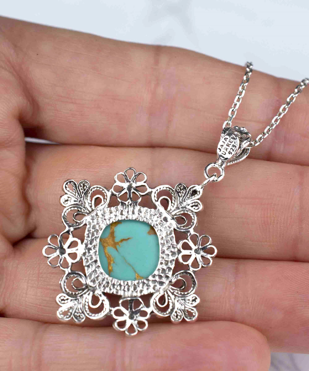 Filigree Art Turquoise Gemstone Daisy Design Women Silver Pendant